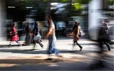 سقوط طبقۀ متوسط این گونه روی می‌دهد